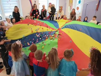 Bal karnawałowy w grupach młodszych