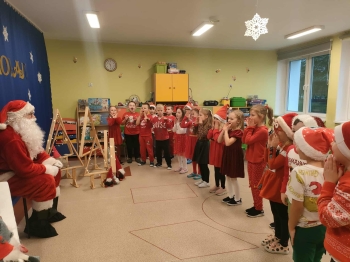 Mikołajki w grupie Pszczółek