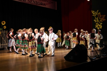 Występ przedszkolaków z koła tanecznego w Miejskim Ośrodku Kultury