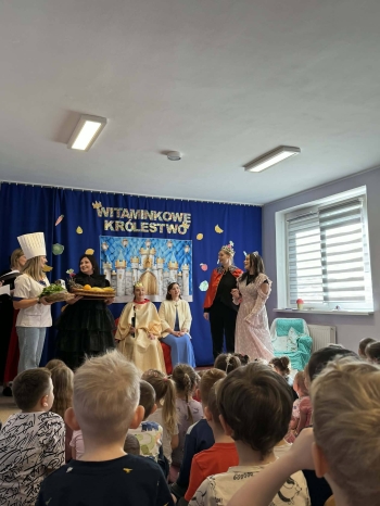 Ślub księcia i księżniczki podczas przedstawienia