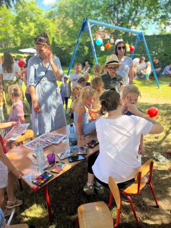 Piknik Jubileuszowy w ogrodzie przedszkolnym